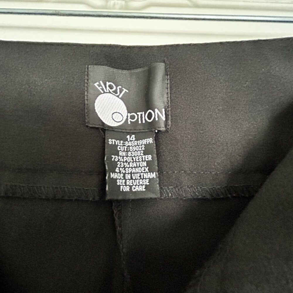 Capris - Picture 2 of 3
